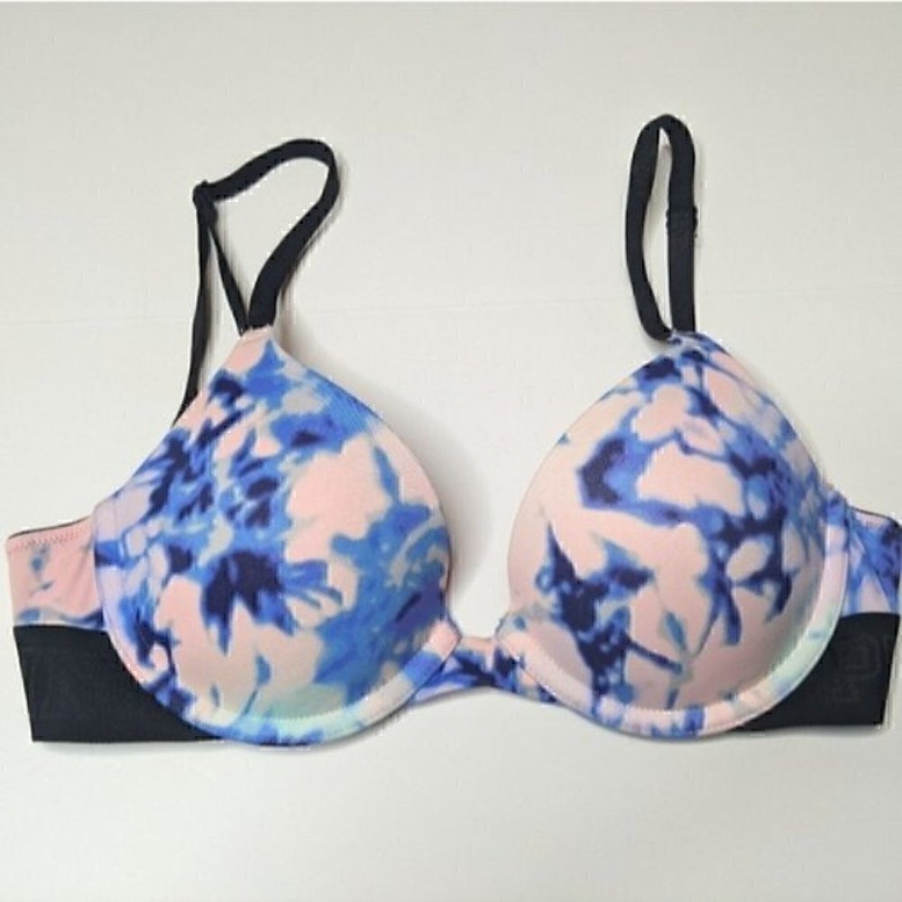 Victoria's Secret 32A WEAR EVERYWHERE T SHIRT LIGHTLY LINED TIE DYE BLUE PINK